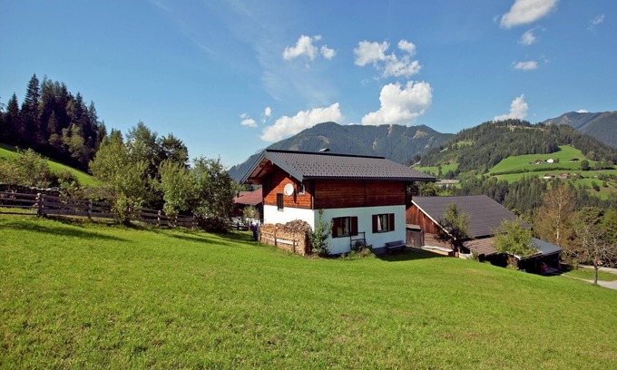 Huettau House | Chalet in Hüttau near Ski Amade Slopes