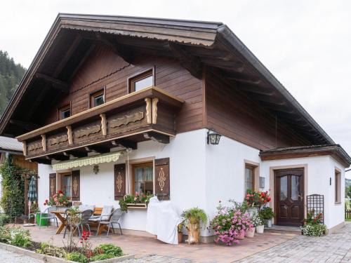 Kleinarl Apartment | Chalet in Kleinarl near Ski Amadé Slopes