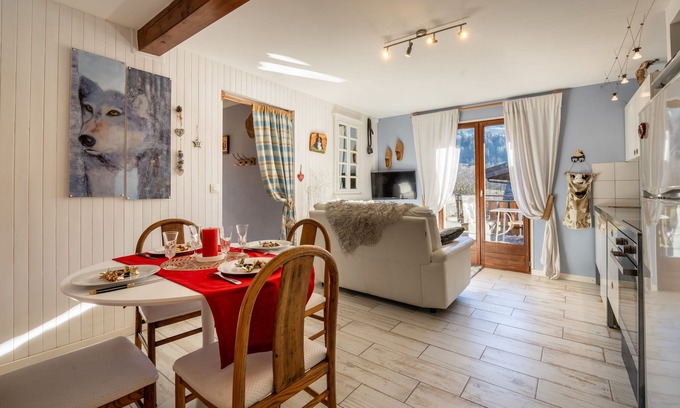 Thones Ski Chalet | Chalet Iris with jacuzzi in chalet in the heart of the Thônes Valley