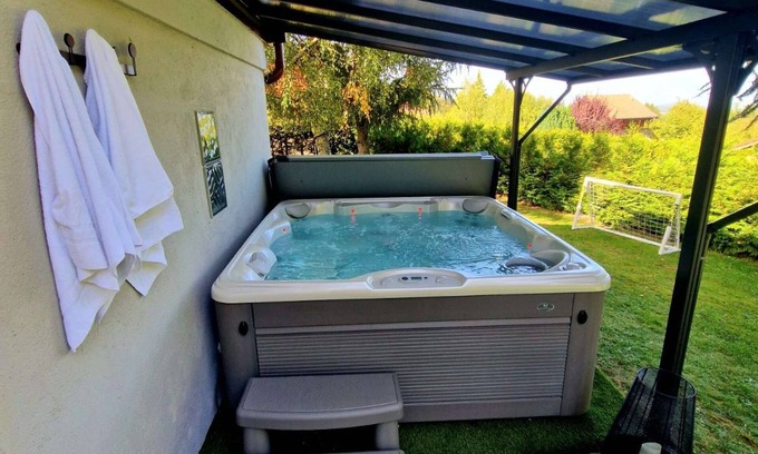 Gerbepal House | Chalet Jales in the heart of the Massif with SPA