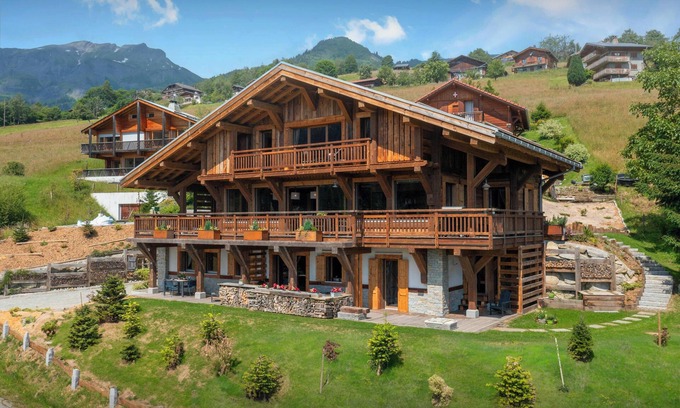 Cordon Ski Chalet | Chalet K1027 - mountain stay 14p spa and Mont Blanc views - OVO Network