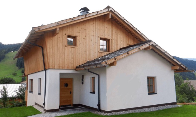 Mareo Ski Chalet | Chalet Larice, experience a mountain holiday in the South Tyrolean Dolomites