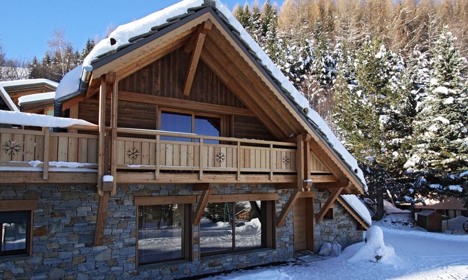 Les Deux Alpes Ski Chalet | CHALET LE CHALLENGE LES 2 ALPES (New)