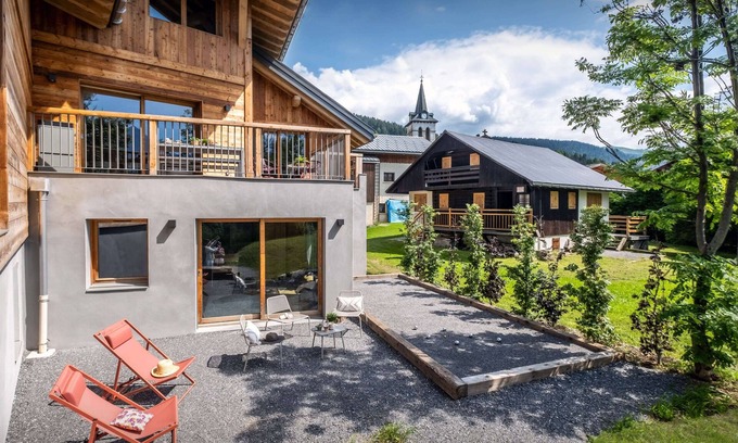 Crest-Voland Ski Chalet | Chalet Mevi - family break in the Alps 13p, great location - OVO Network