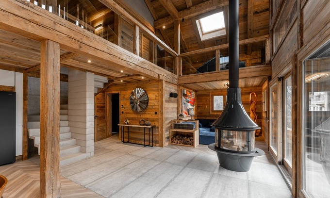 Abondance Ski Chalet | Chalet 'Millésime' with Mountain View, Private Terrace and Wi-Fi
