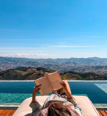 Sao Bento do Sapucai House | Chalet nas Nuvens with Infinity Pool