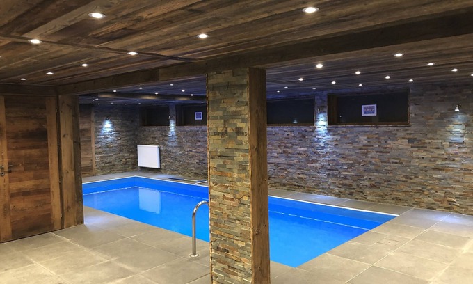 Crest-Voland Ski Chalet | CHALET ON THE SLOPES AT THE DEPARTURE OF THE TELES. LA LOGERE, SWIMMING POOL, SAUNA, JACUZZI