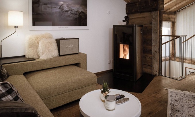 Zermatt City Centre Ski Chalet | Chalet PICO