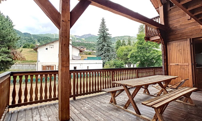 Puy-Saint-Vincent Ski Chalet | Chalet Schmoés - Chalet at the foot of the slopes "Les Schmoés" - Puy Saint Vincent