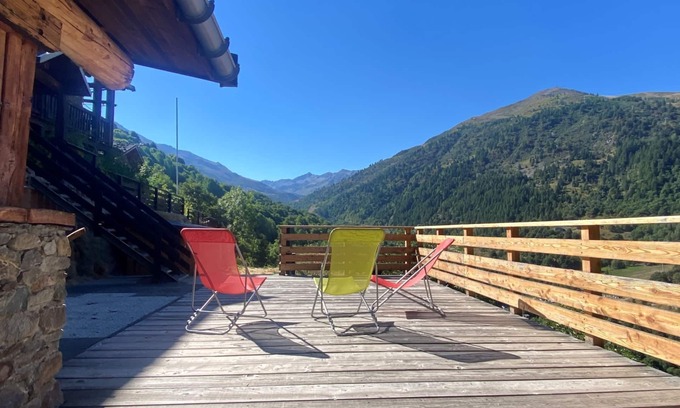 Valmeinier Ski Chalet | Chalet sleeps 26, ski-in/ski-out, panoramic view, sauna.