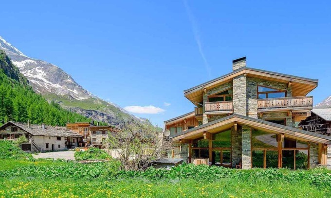 Les Boisses Ski Chalet | Chalet Spacieux pour 14! Espace Bien-Être