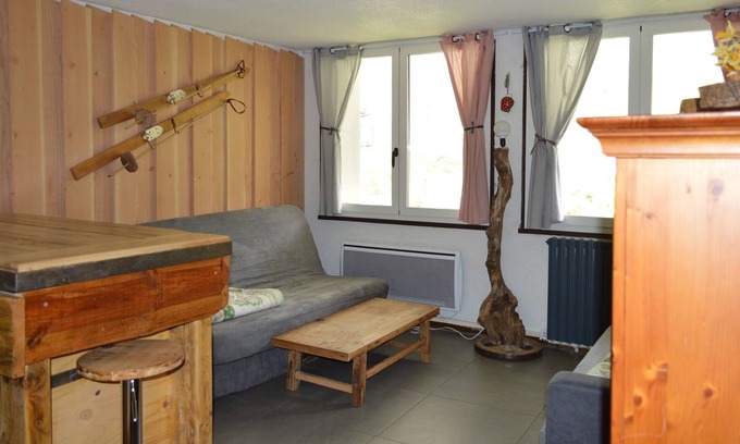 Eaux-Bonnes Apartment | Chalet style studio 10 meters from the foot of the slopes, Gourette