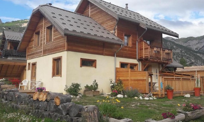 Nevache Ski Chalet | Chalet t3 duplex neuf