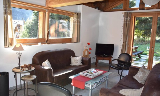 Pralognan-la-Vanoise Ski Chalet | Chalet, terrace, fireplace or stove, tv, 160m², Pralognan-la-Vanoise
