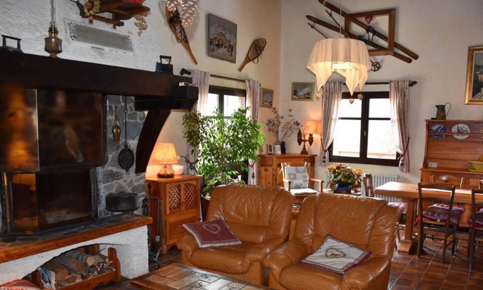 Bozel Ski Chalet | Chalet, terrace, balcony, fireplace or stove, ski locker, 120m², Courchevel