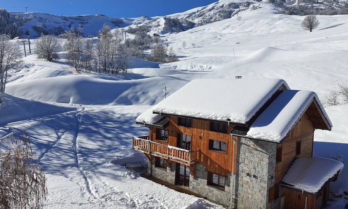 Villarembert Ski Chalet | Chalet THOYA, Sybelles, 15 people, 7 bedrooms, jacuzzi, spa sauna