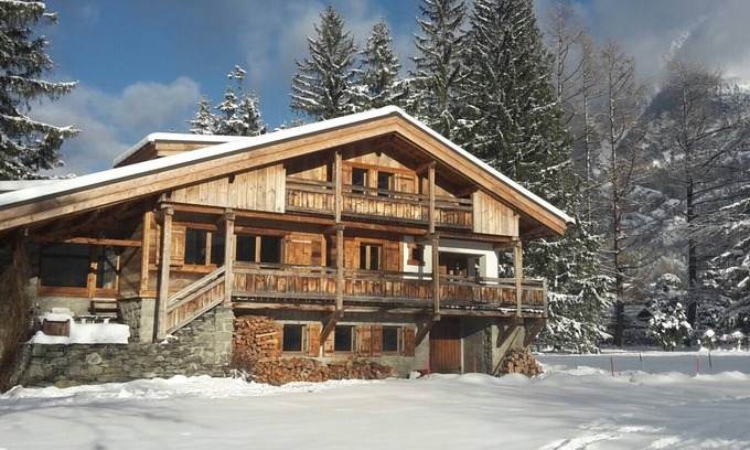 Les Praz-de-Chamonix Ski Chalet | Chalet*with view in CHAMONIX MONT BLANC ,12 guests, 5min walk from the ski lif