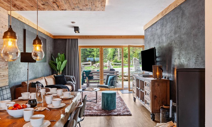 Hochkrimml Ski Chalet | Chalet "Zillertal Arena 3" with Slope Access, Private Sauna & Wi-Fi