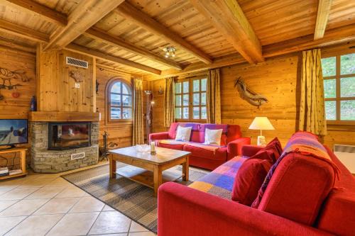 Chamonix-Mont-Blanc Apartment | Chalets d'Henri 67 - Happy Rentals