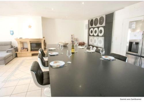 Saint-Gilles House | chambre avec spa, fitness et petit dejeuner