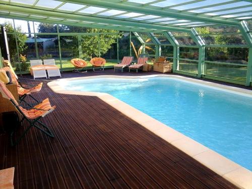 Coulaines Bed & Breakfast | Chambre d'hôte avec piscine couverte