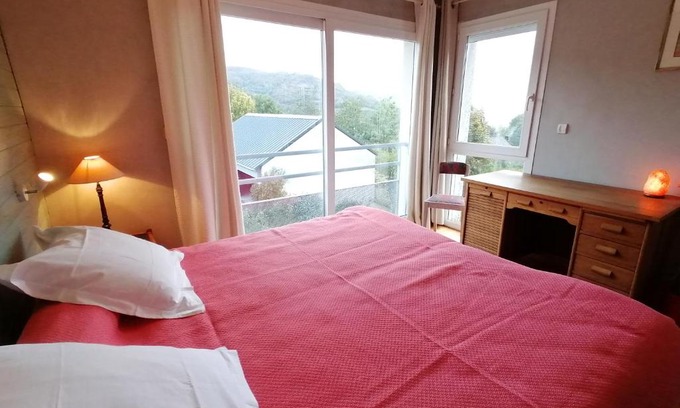 Thiezac Bed & Breakfast | Chambre d'Hôte Fauste MACUA