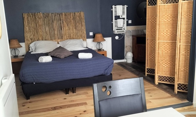 Chenay Bed & Breakfast | Chambre D'hôtes au Calme 1 Personne