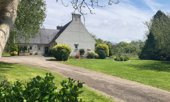 Poullan-sur-Mer Bed & Breakfast | Chambre d'hôtes de Kermoal