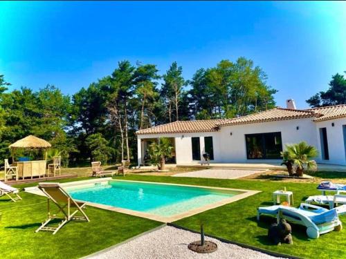 Plan-d'Aups-Sainte-Baume Bed & Breakfast | Chambre d hôtes LA MANDALA