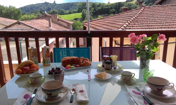 Regny Bed & Breakfast | Chambre D'hôtes les Myriades D'Or
