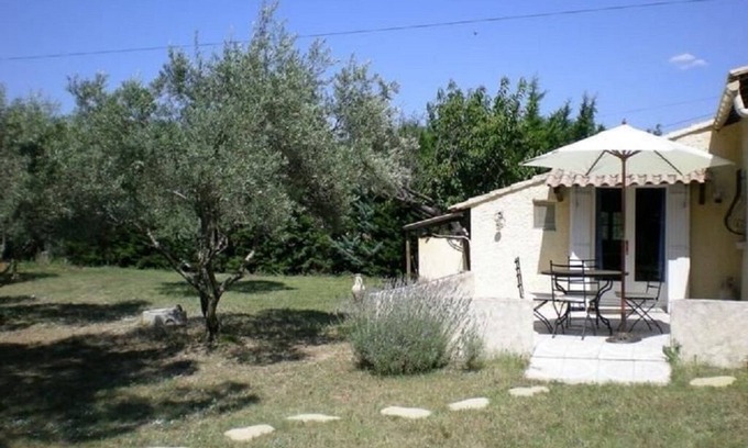 Caromb House | CHAMBRE D'HOTES IN THE OLIVE GARDEN AT THE FOOT OF MONT VENTOUX