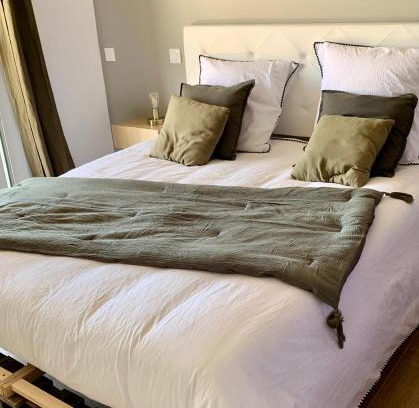 Patrimonio Bed & Breakfast | Chambre de charme AnghJjulina