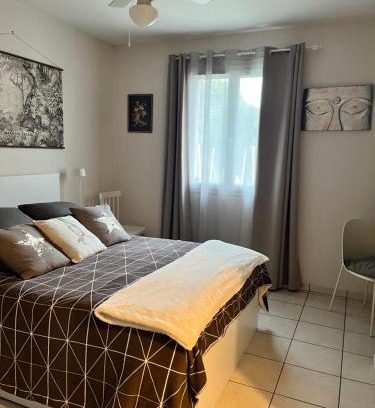 Illats Bed & Breakfast | Chambre des tourterelles