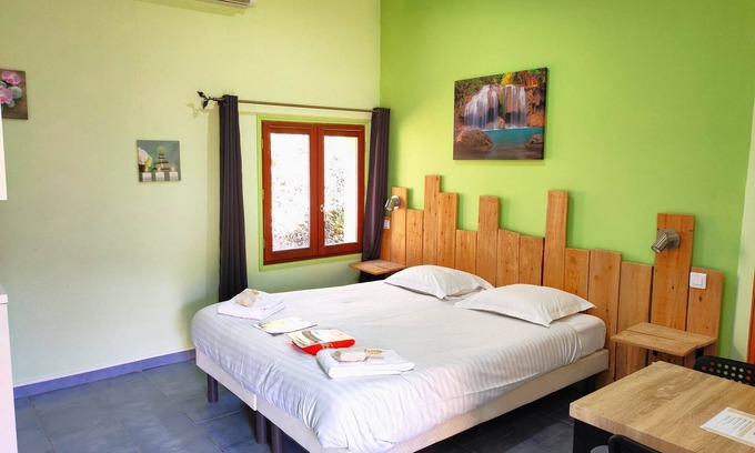 Vitrac Apartment | Chambre Double Beynac