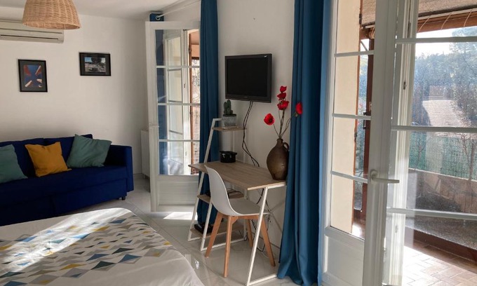Villeneuve-les-Maguelone House | Chambre Chez Dom et Alain