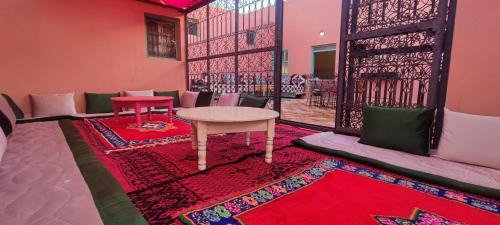 Zemrane Charqia Hostel | Chambre partagée Hostel DAIFLAH