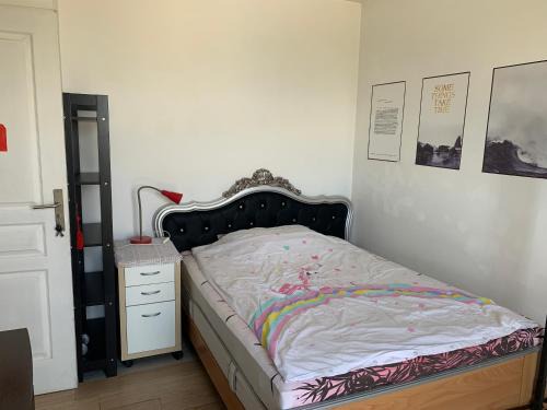Orly House | Chambre simple proche de mairie Orly
