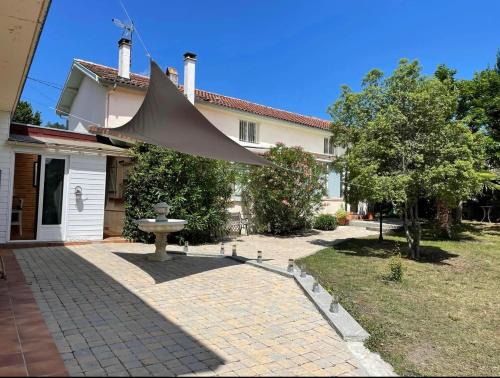 Sauveterre-de-Comminges House | Chambres à la campagne
