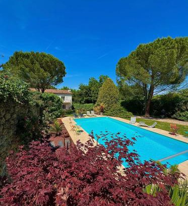 Tourtrol House | Chambres d'hôtes Naturiste Les Trois Pins