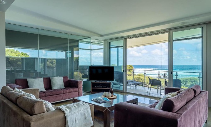 Yallingup House | Champagne House I Private Properties