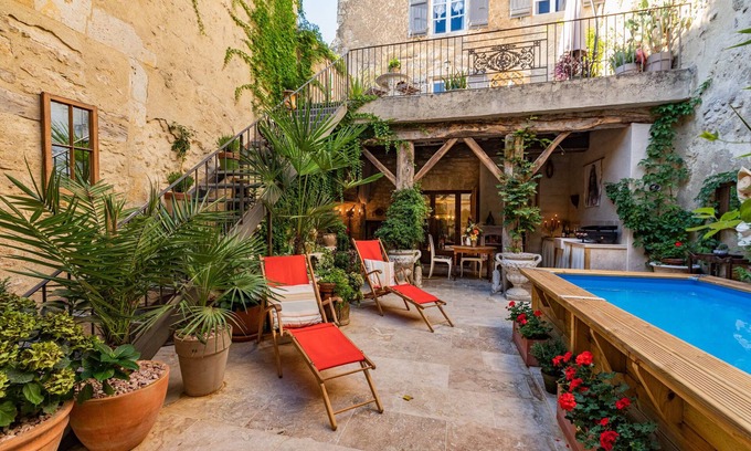 Condom House | Champagne House * - Luxury & charming oasis with pool