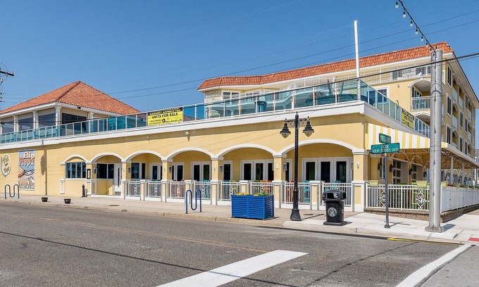 North Wildwood Resort | Champagne Island Resort