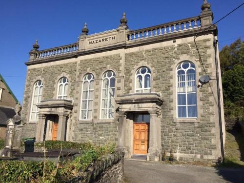 Penrhyndeudraeth House | Chapel Nazareth