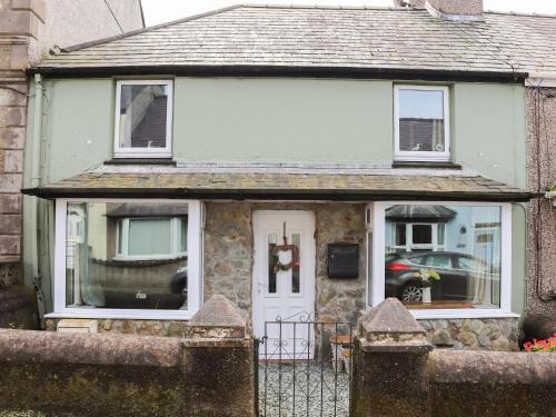 Amlwch House | Chapel Street Cottage