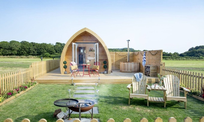 Wells Cabin | Chapterhouse, Cathedral View - a chalet that sleeps 2 guests in 1 bedroom