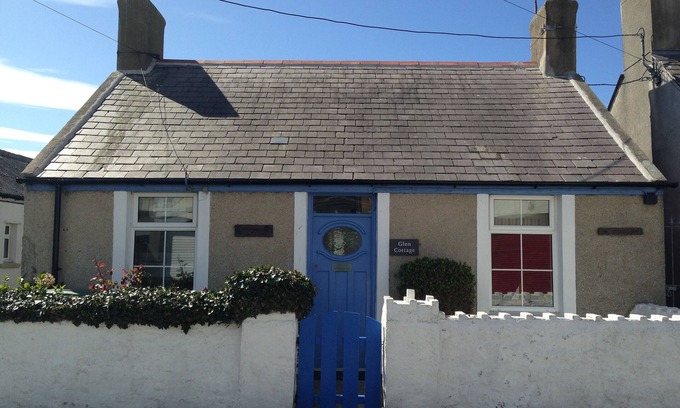 Rhosneigr Cottage | Character Cottage close to beach and in the heart of the village.