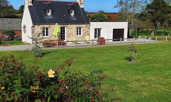 Landunvez House | Character stone house (Finistère, Brittany) labeled 3 clévacance keys