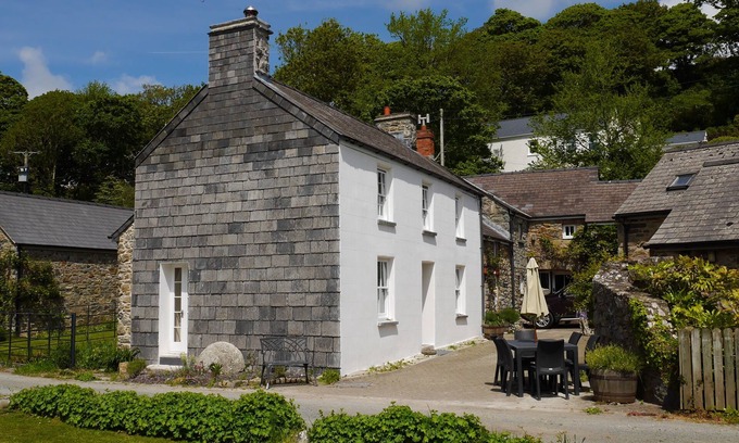 Whitchurch House | Characterful and comfortable accommodation in a peaceful hamlet, close to Solva