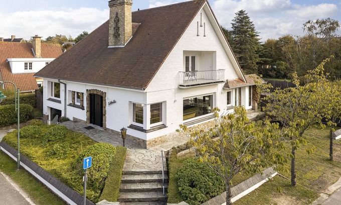 De Panne Villa | Characterful villa near the beach!