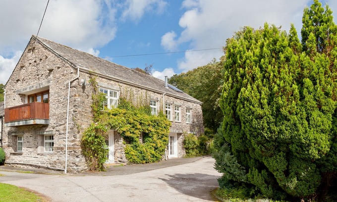 Penny Bridge House | Charcoal House - Luxury, peaceful, pet friendly country house